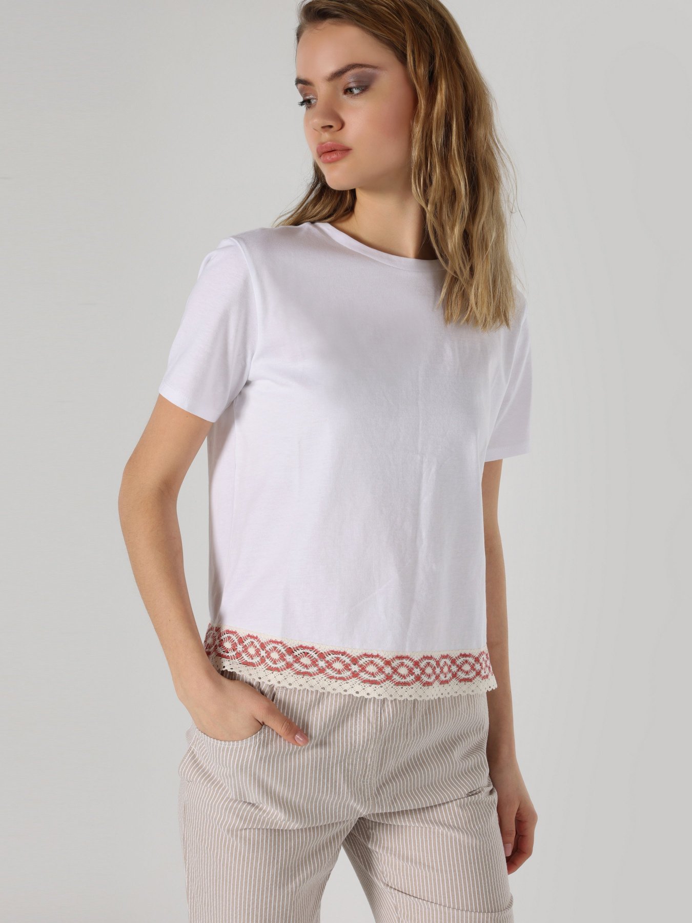 Футболка Colin’s модель CL1062571WHT Фото