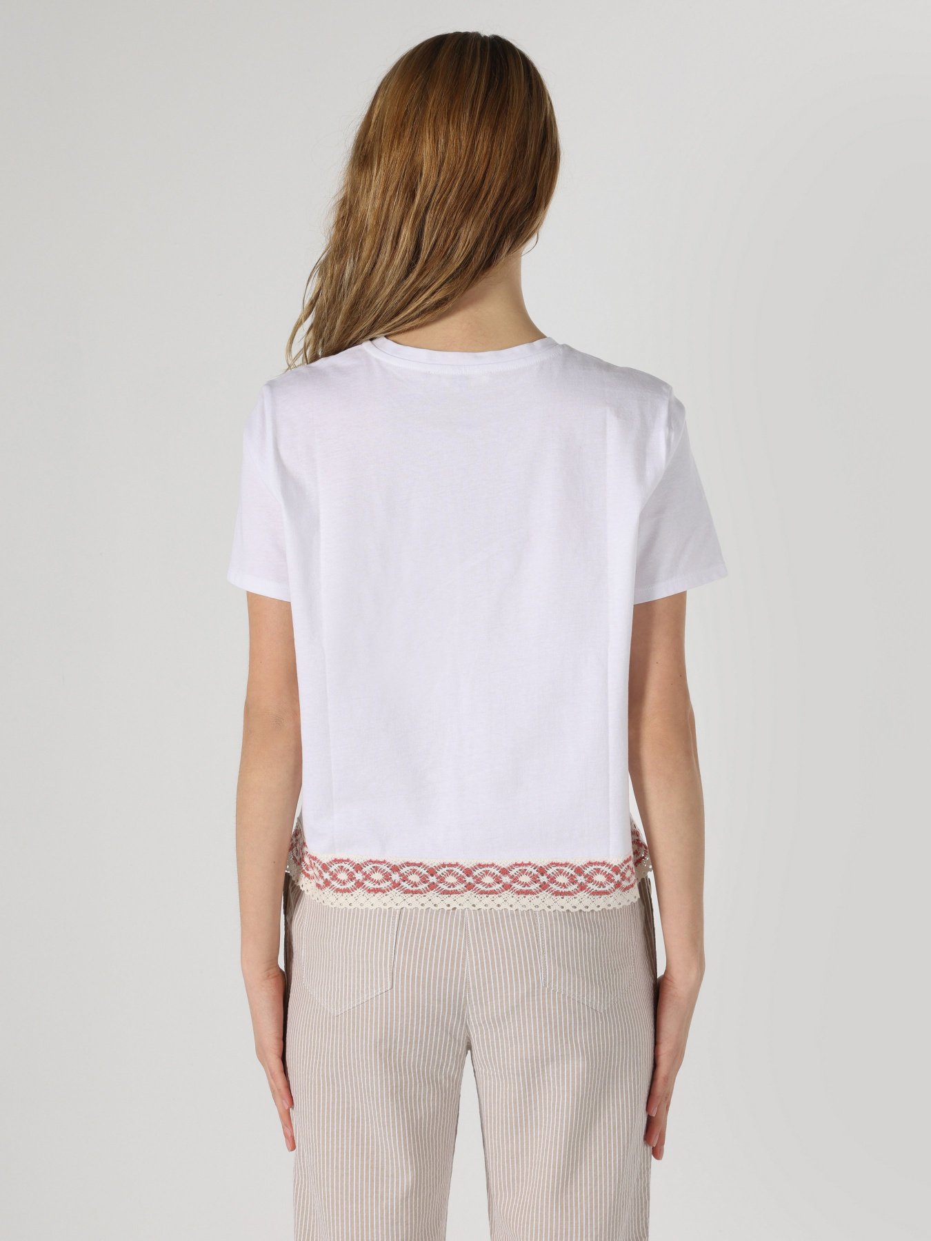 Футболка Colin’s модель CL1062571WHT Фото