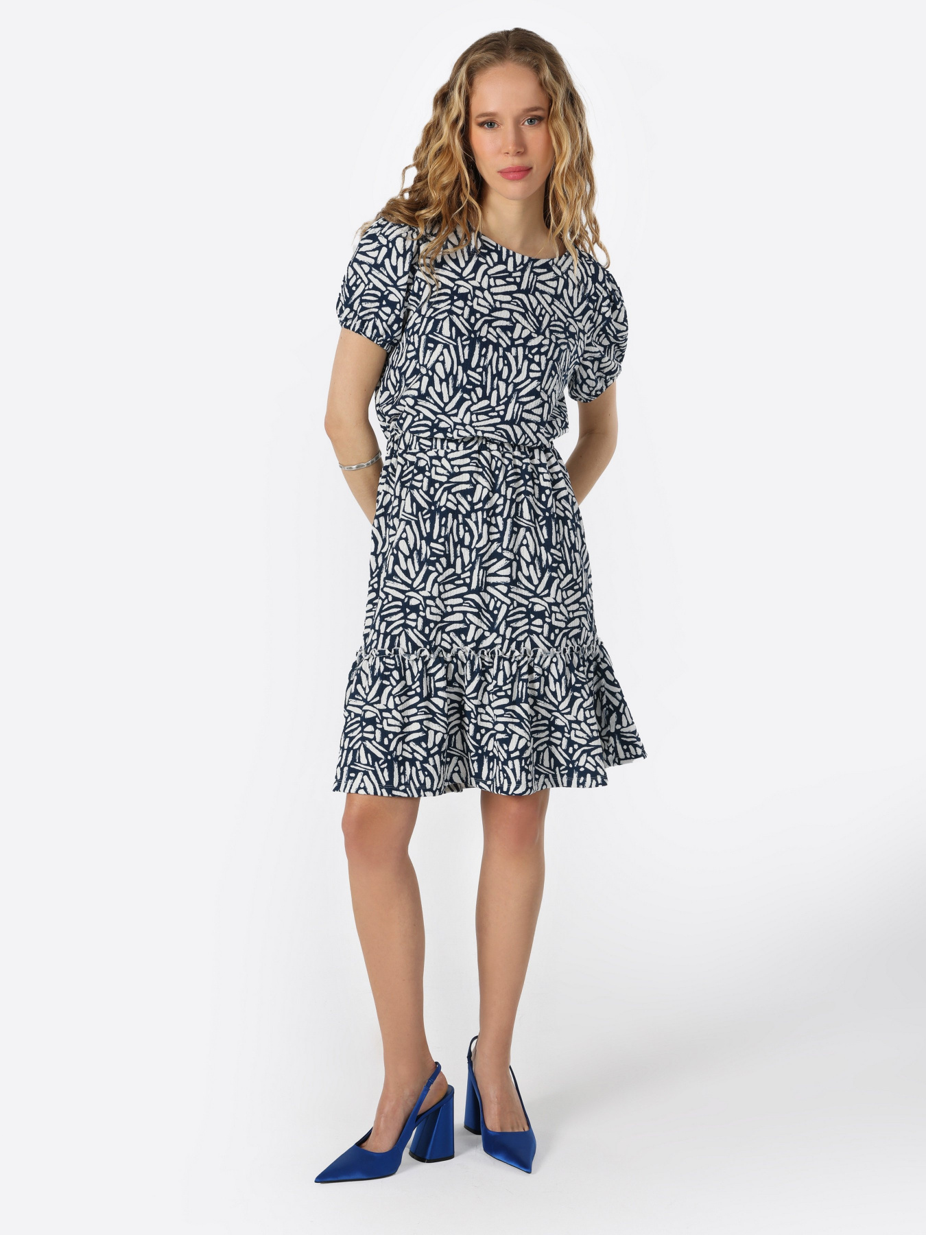 Платье мини Colin’s модель CL1062594WHT Фото