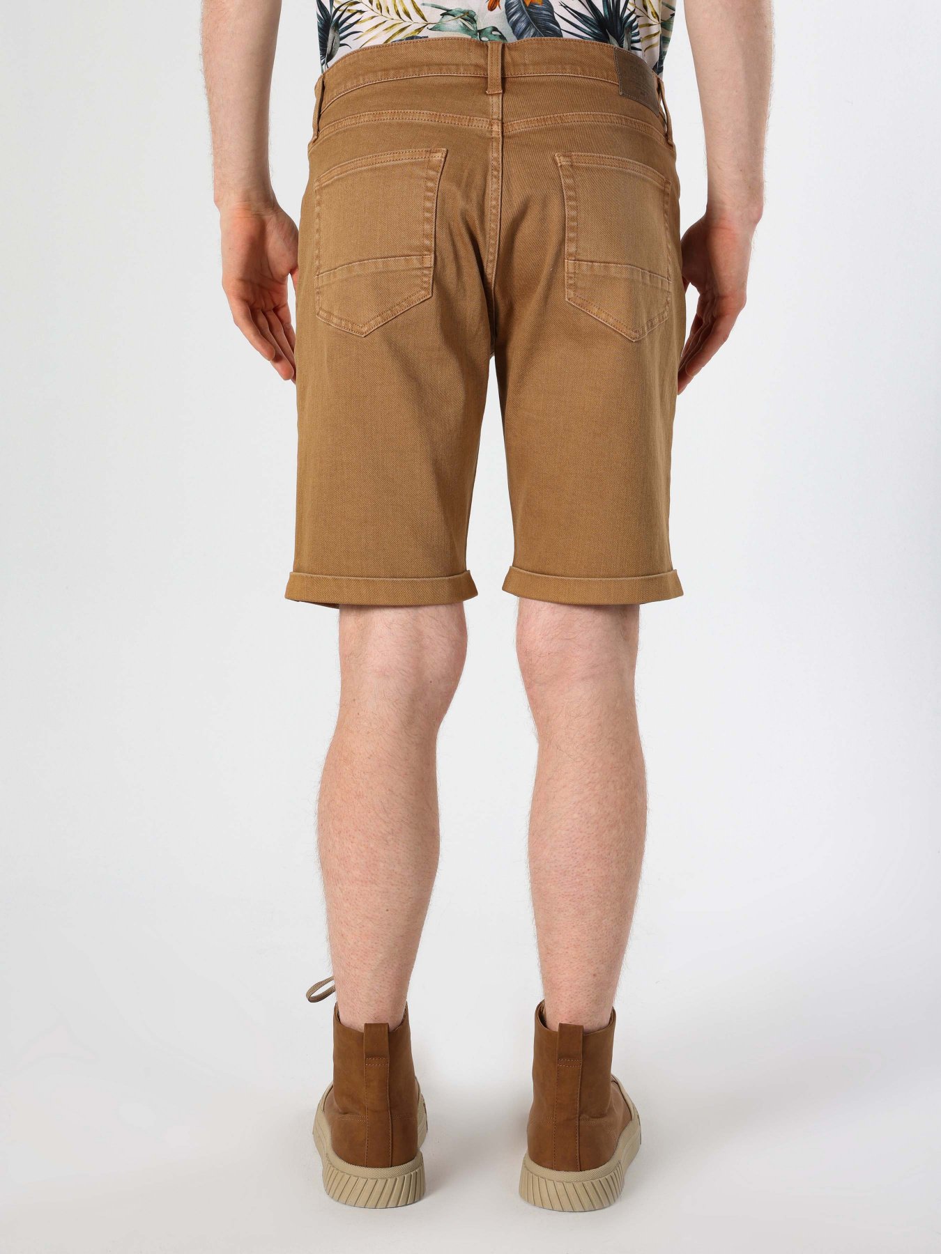 Шорти Colin’s модель CL1062644CRM Фото