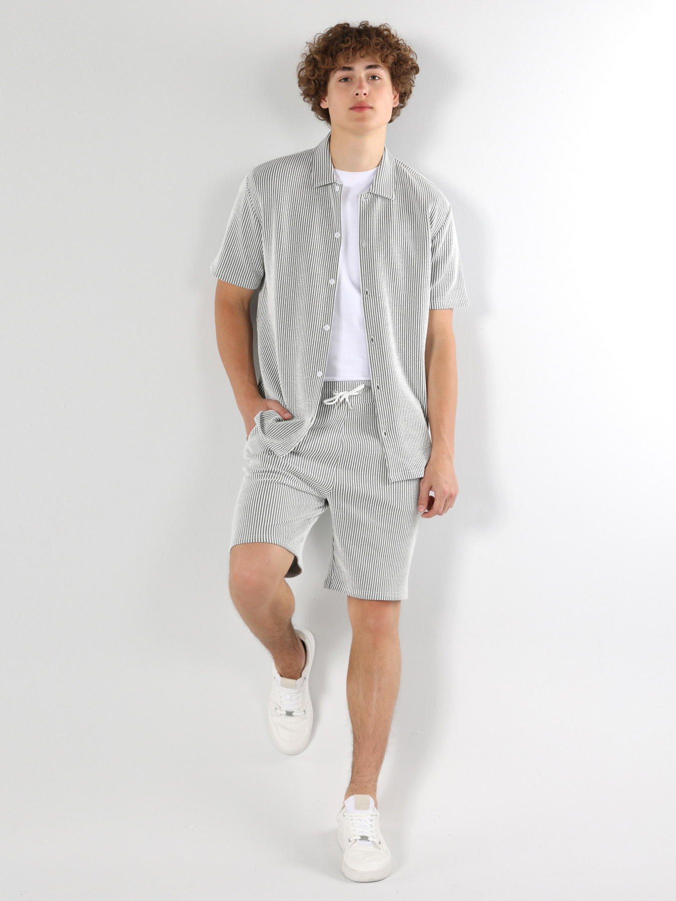 Повсякденні шорти Colin’s модель CL1062788GRA Повсякденні шорти Colin’s модель CL1062788GRA Фото