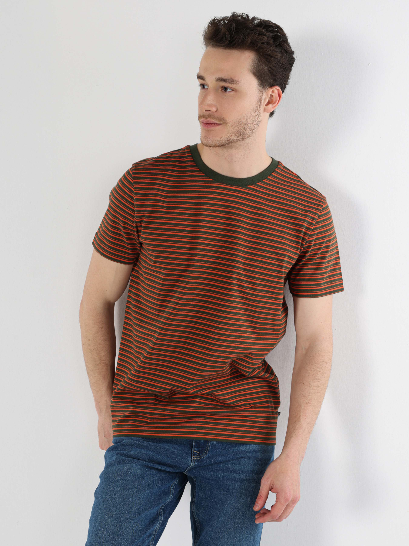 Футболка Colin’s модель CL1062842ORA Фото