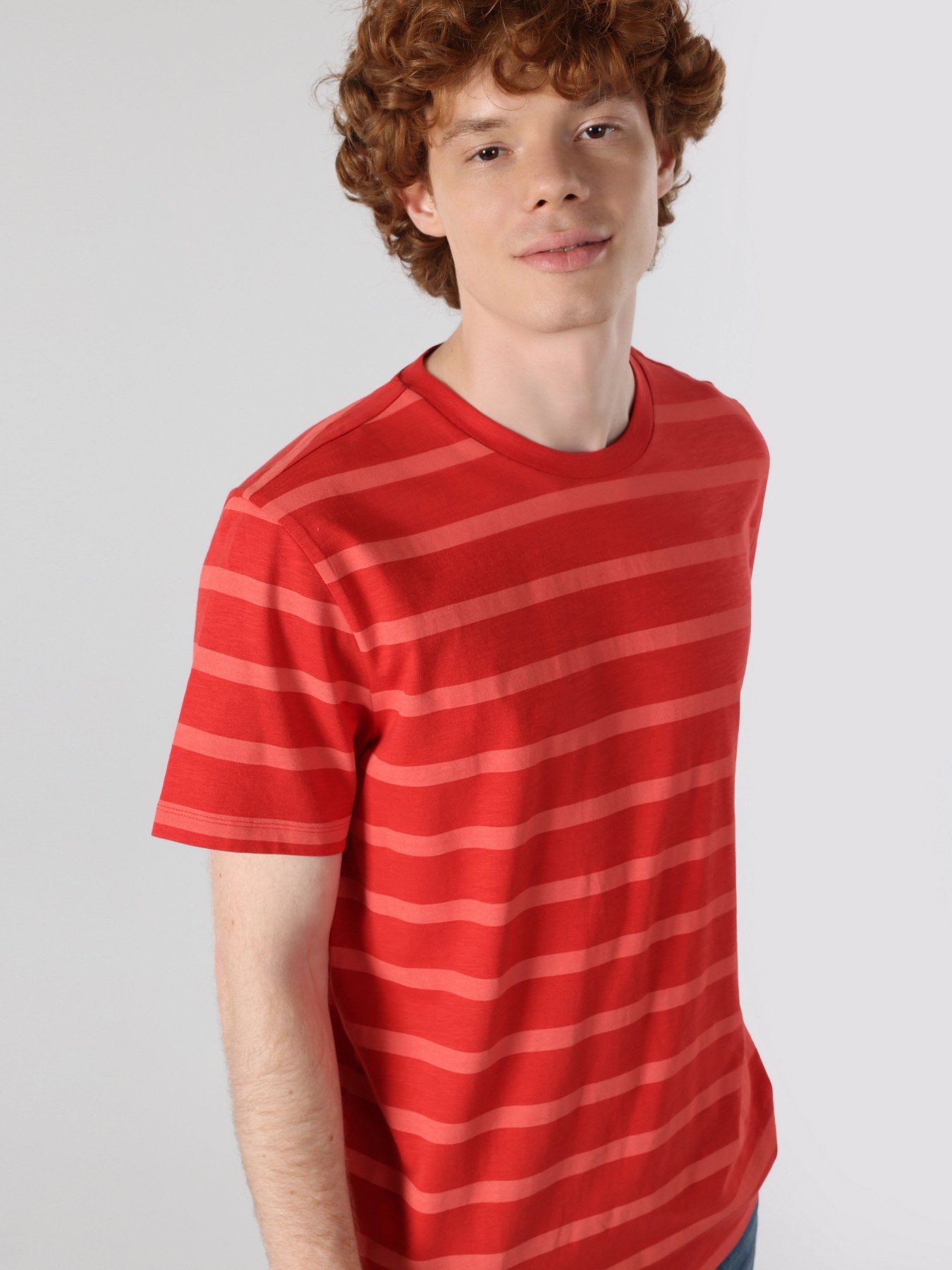 Футболка Colin’s модель CL1062850CRL Фото