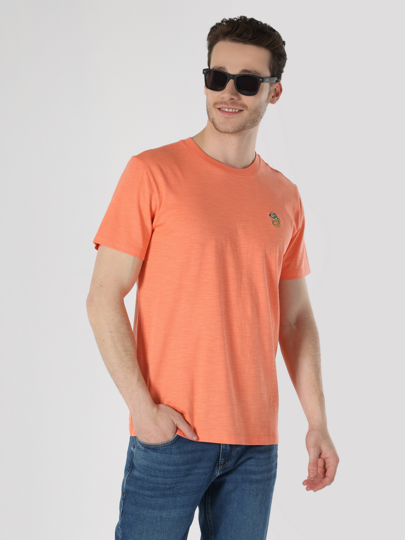 Футболка Colin’s модель CL1062854CRL Фото