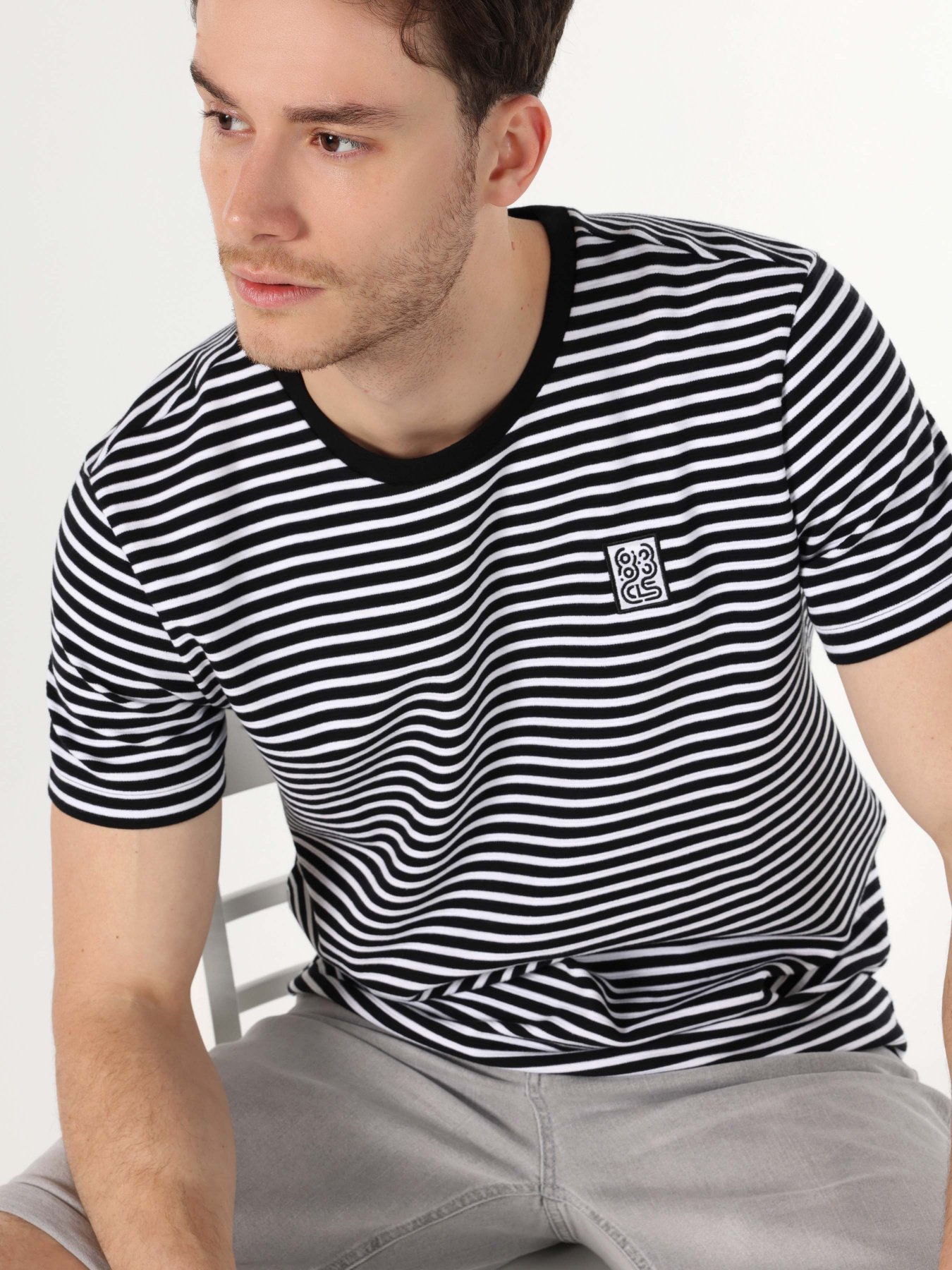 Футболка Colin’s модель CL1062870BLK Фото