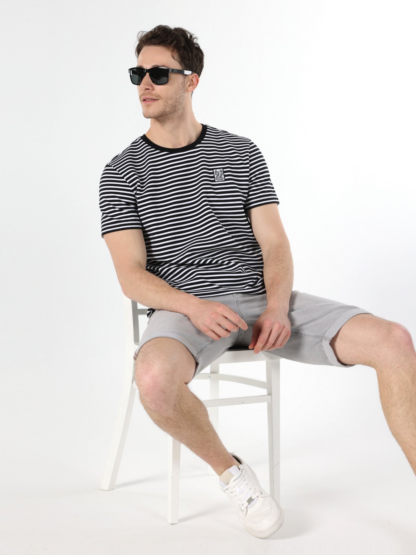 Футболка Colin’s модель CL1062870BLK Фото