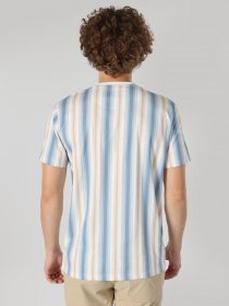 Футболка Colin’s модель CL1062871OFW Фото