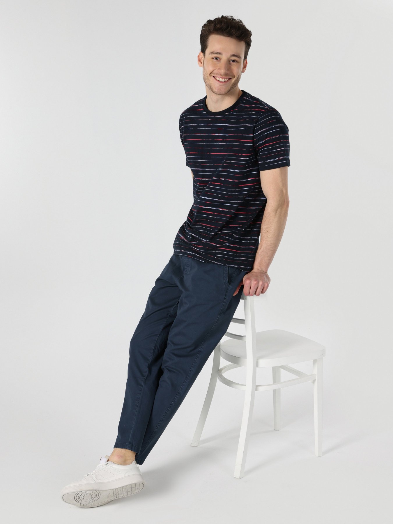 Футболка Colin’s модель CL1062877NAV Фото