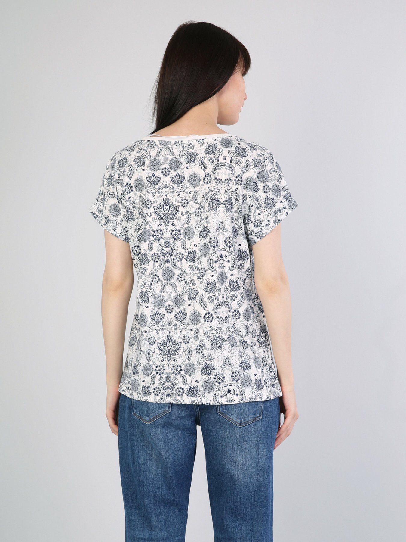 Футболки и поло Colin’s модель CL1043758WHT Фото