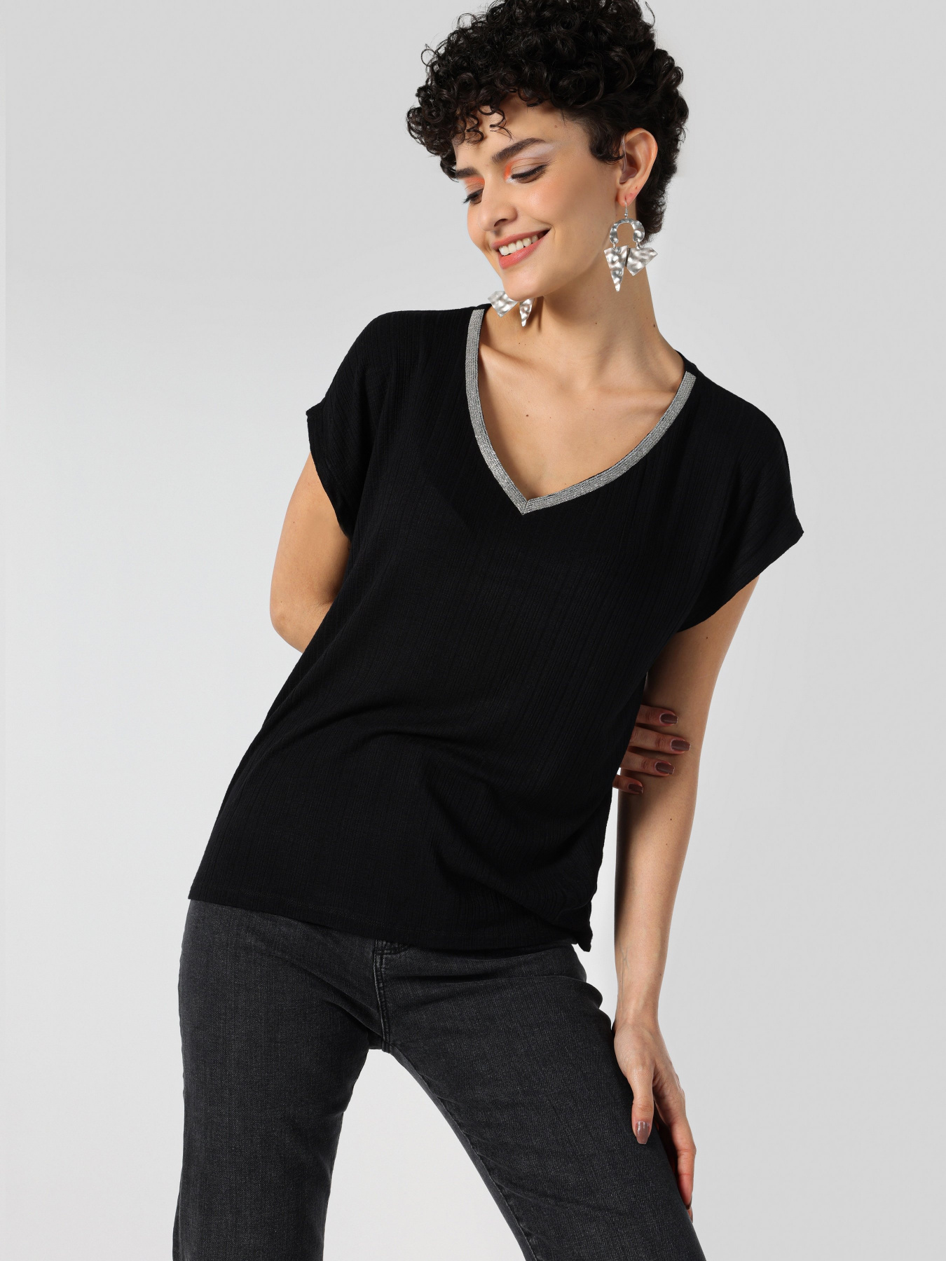 Футболка Colin’s модель CL1063391BLK Фото