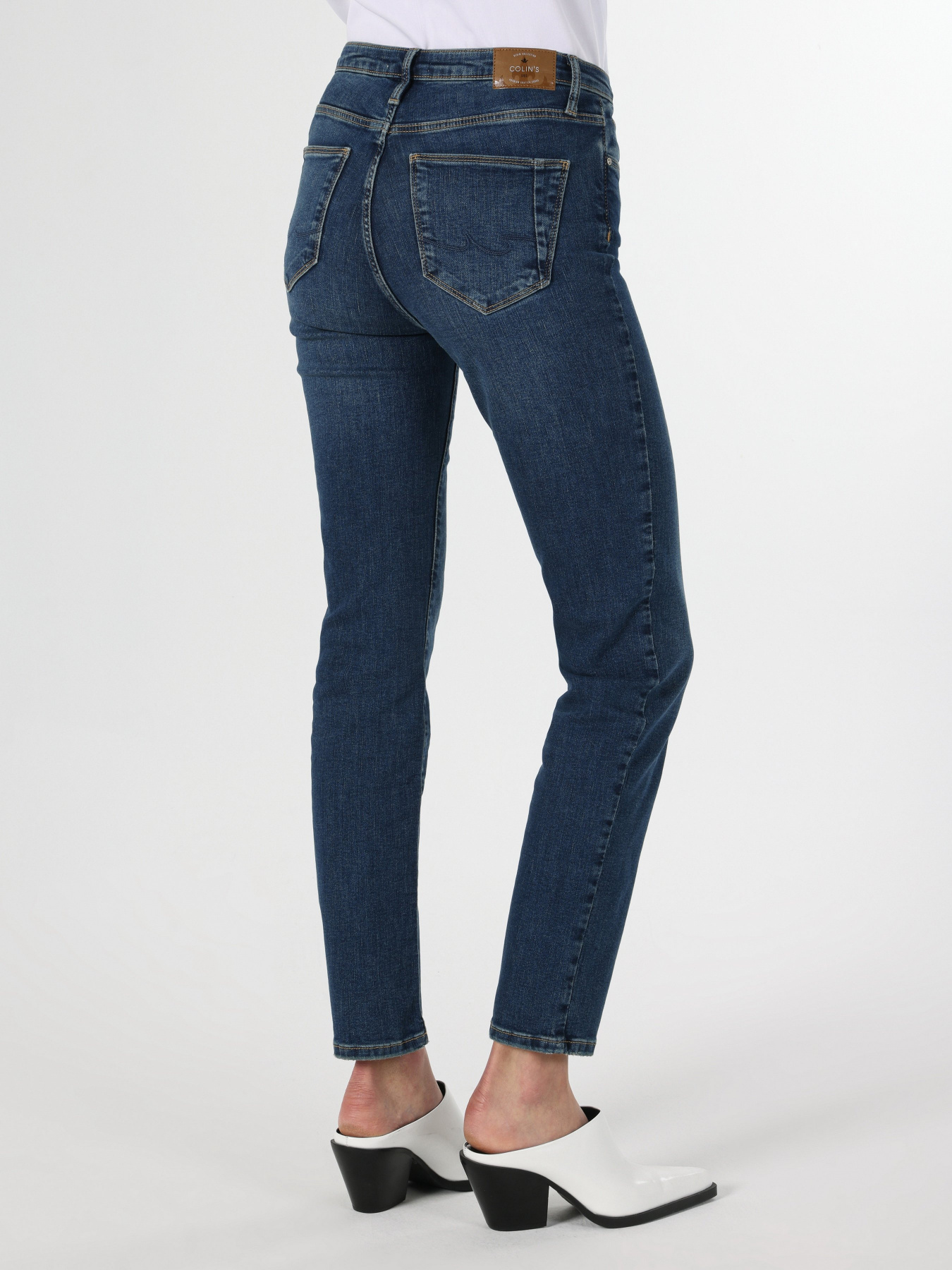 Зауженные джинсы Colin’s 703 Carla модель CL1063469DN42490 Фото