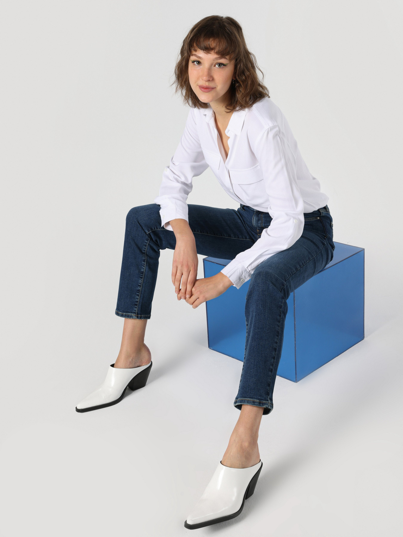 Завужені джинси Colin’s 703 Carla модель CL1063469DN42490 Фото