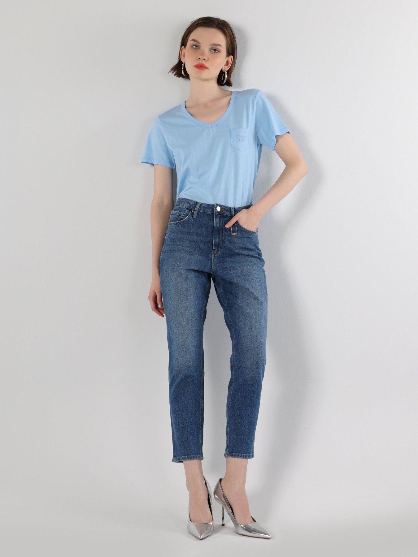 Джинси мом Colin’s 891 Maya модель CL1063491DN41382 Джинси мом Colin’s 891 Maya модель CL1063491DN41382 Фото