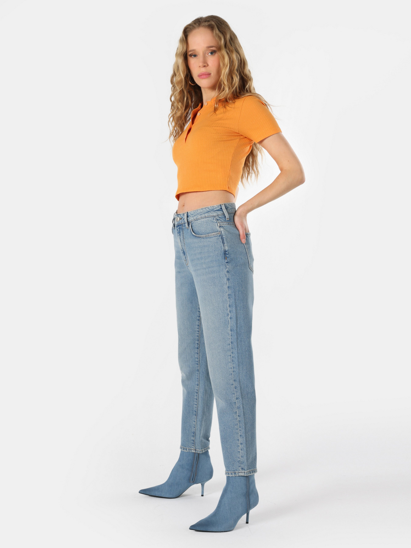 Прямые джинсы Colin’s 896 Maria модель CL1063498DN42505 Фото