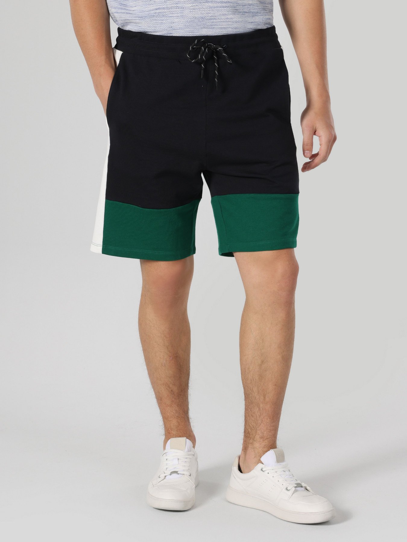 Повседневные шорты Colin’s модель CL1063616NAV Фото