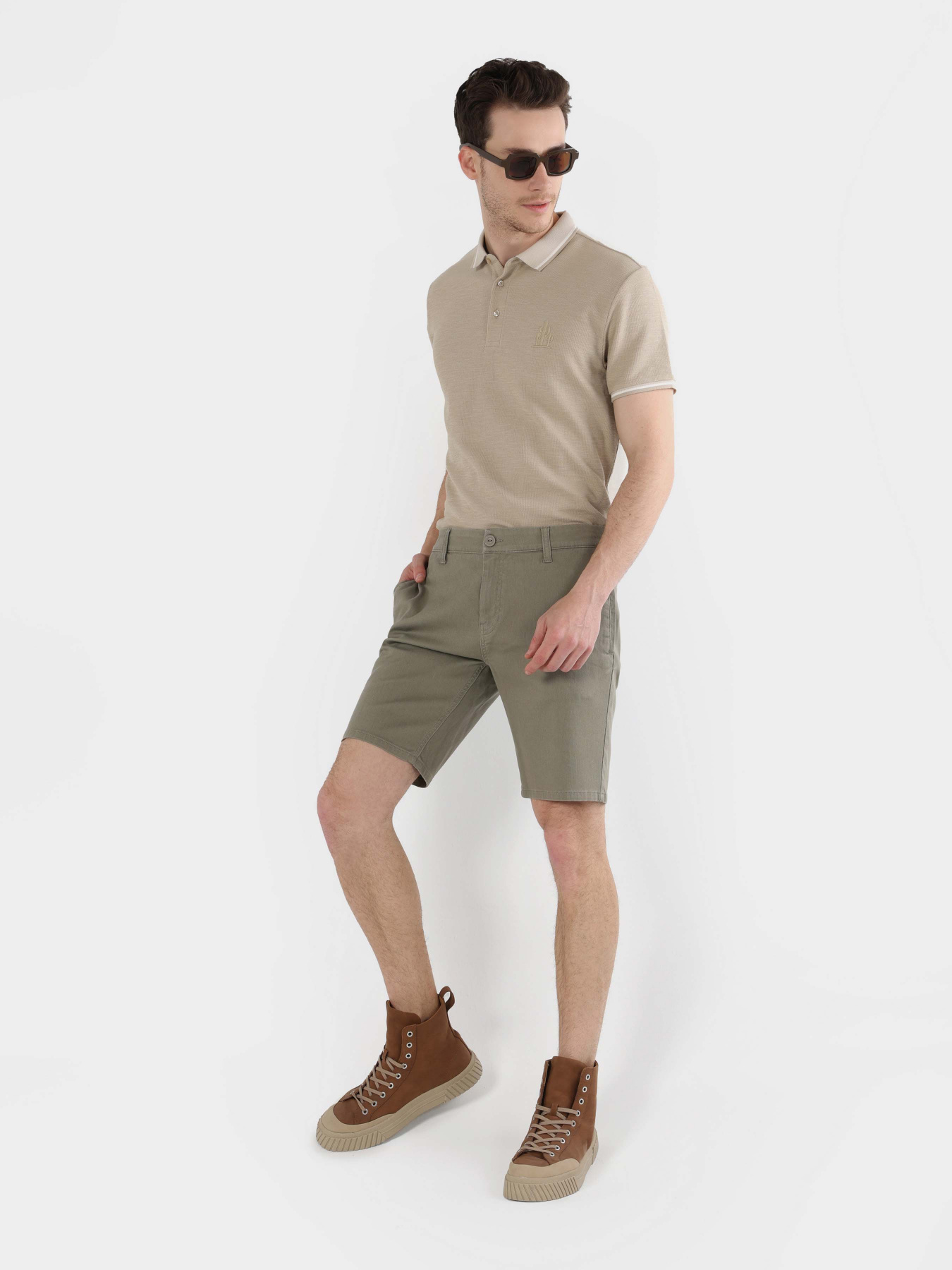 Шорти Colin’s модель CL1063666KHA Фото