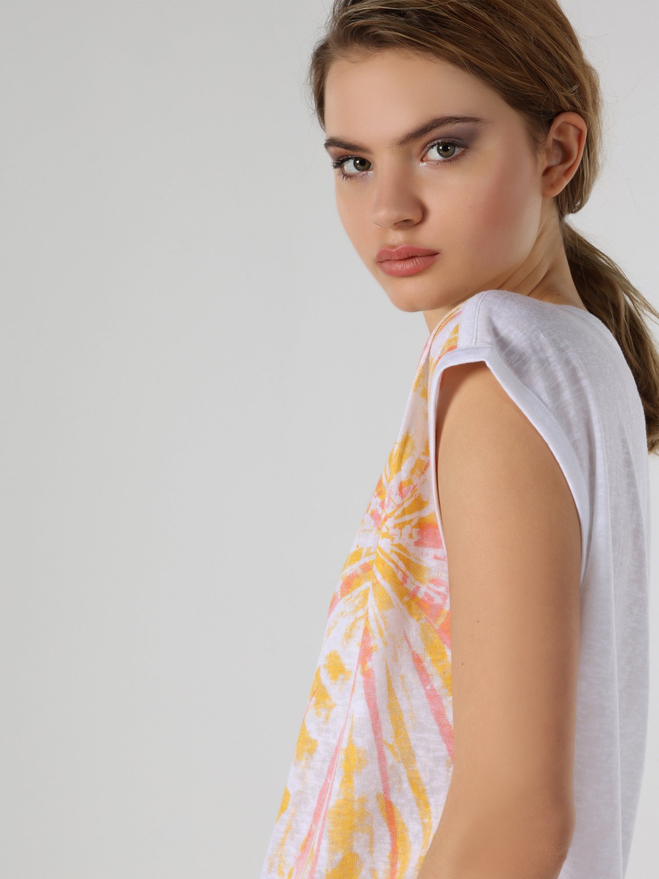 Футболка Colin’s модель CL1063815OFW Фото