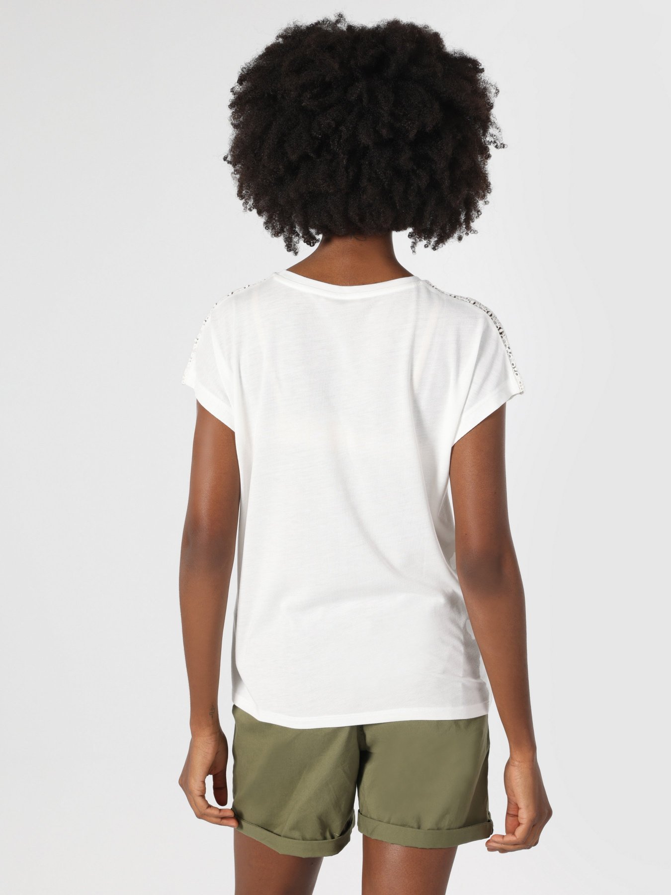 Футболка Colin’s модель CL1063827OFW Фото