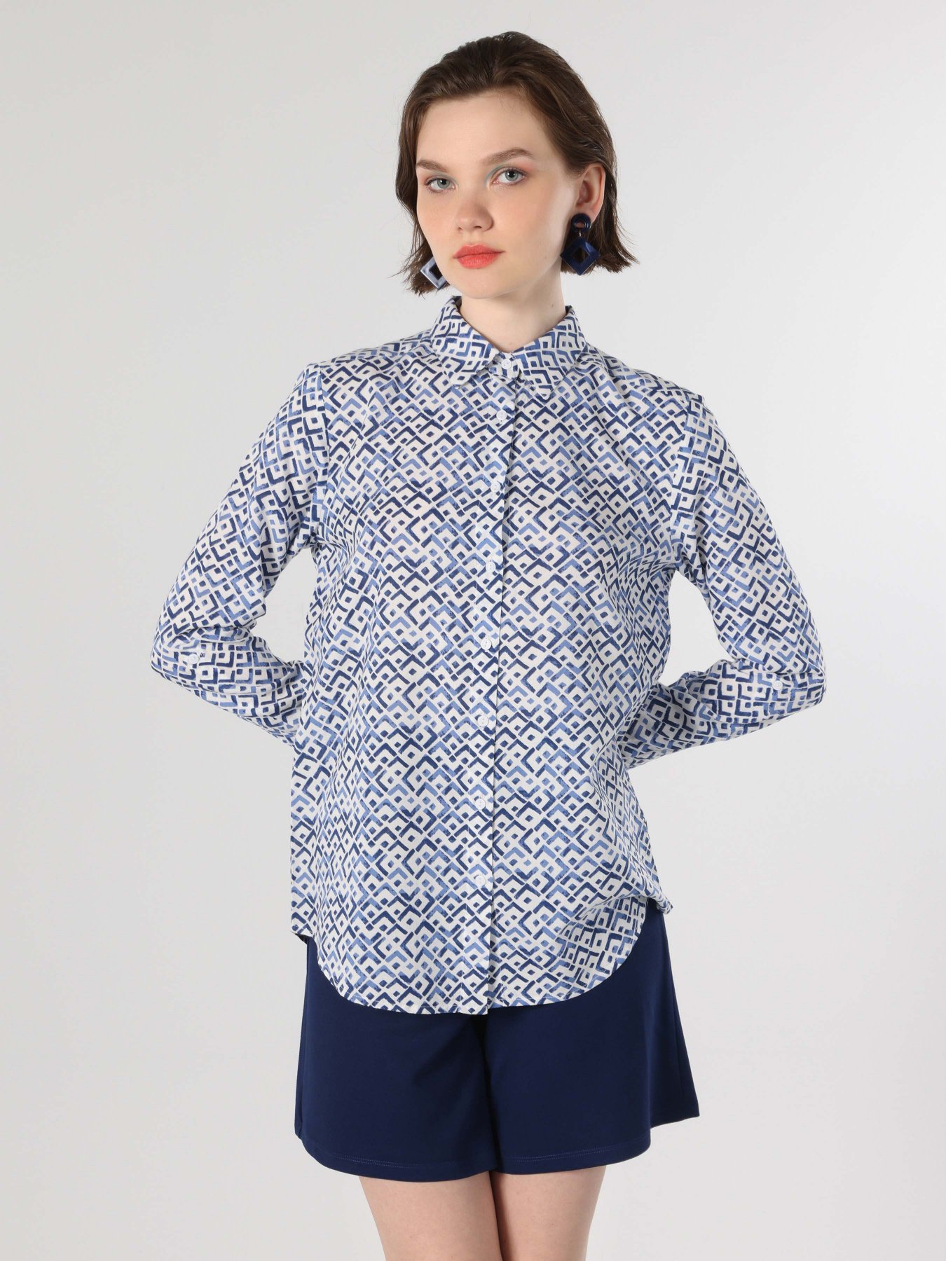 Рубашка повседневная Colin’s модель CL1063879INV Рубашка повседневная Colin’s модель CL1063879INV Фото