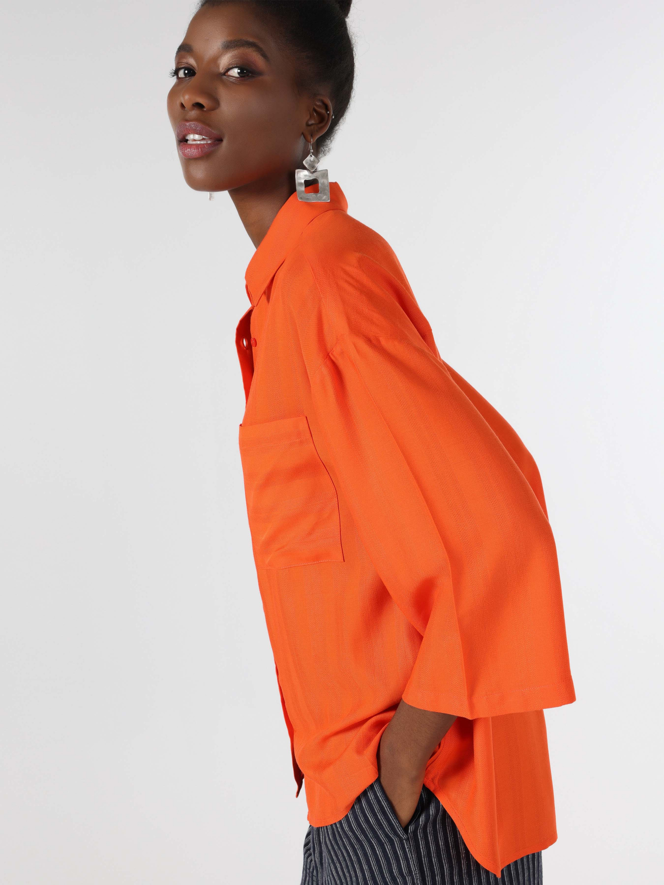 Сорочка повсякденна Colin’s модель CL1063882ORA Фото