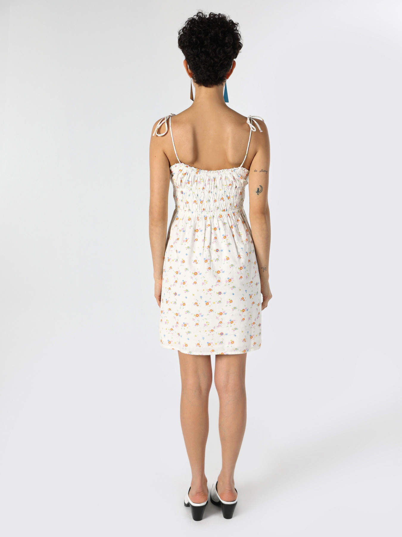 Платье мини Colin’s модель CL1063953OFW Фото