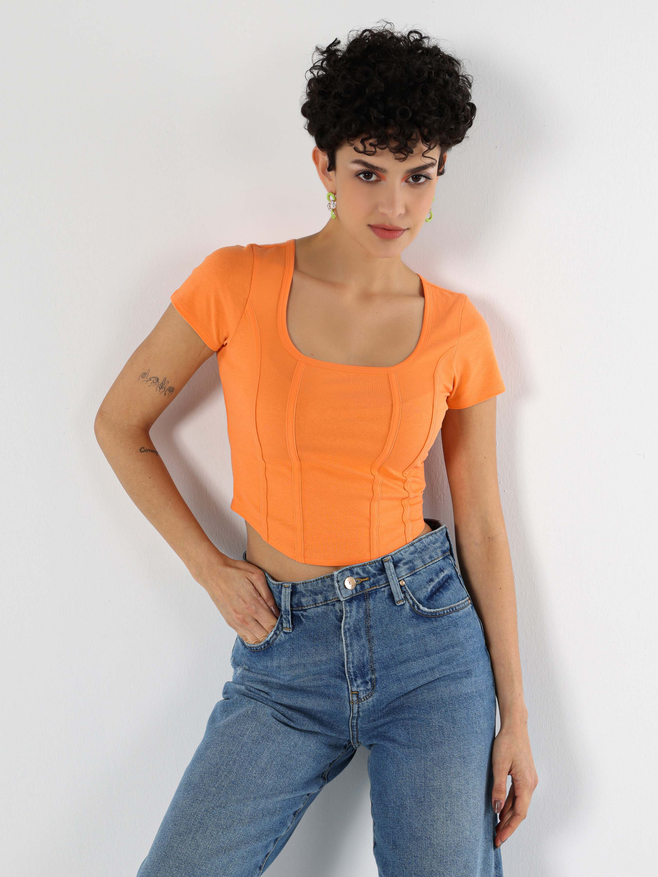 Футболка Colin’s модель CL1064014ORA Фото