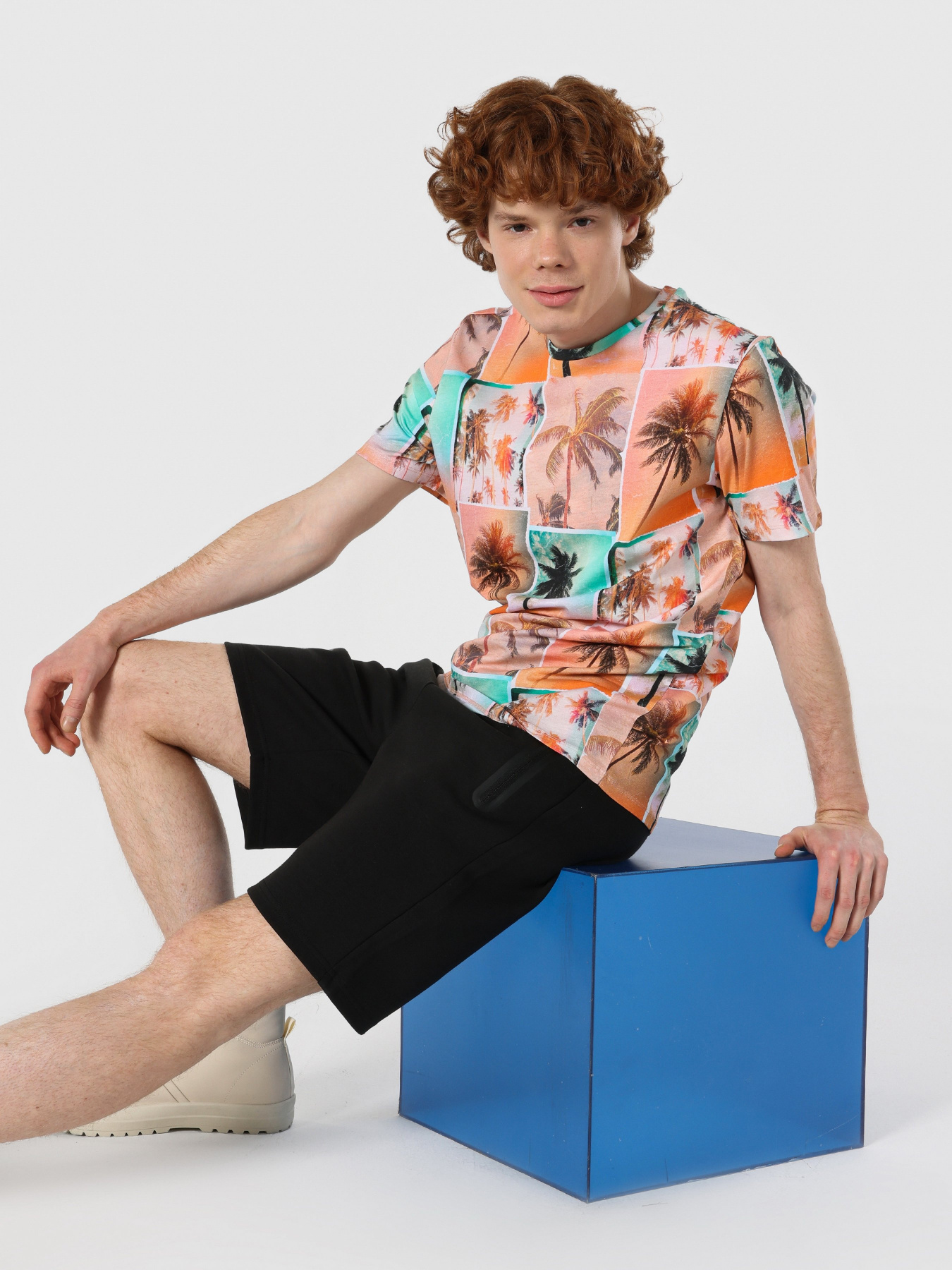 Футболка Colin’s модель CL1064129MTC Фото