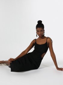 Сукня міні Colin’s модель CL1064240BLK Сукня міні Colin’s модель CL1064240BLK Фото