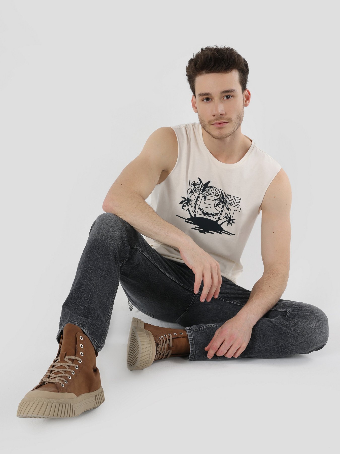 Майка Colin’s модель CL1064285ECR Фото