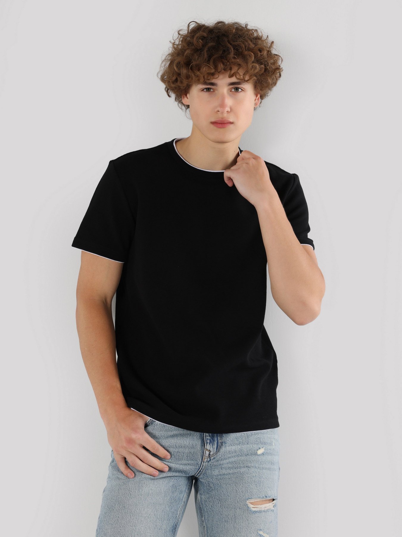 Футболка Colin’s модель CL1064351BLK Фото