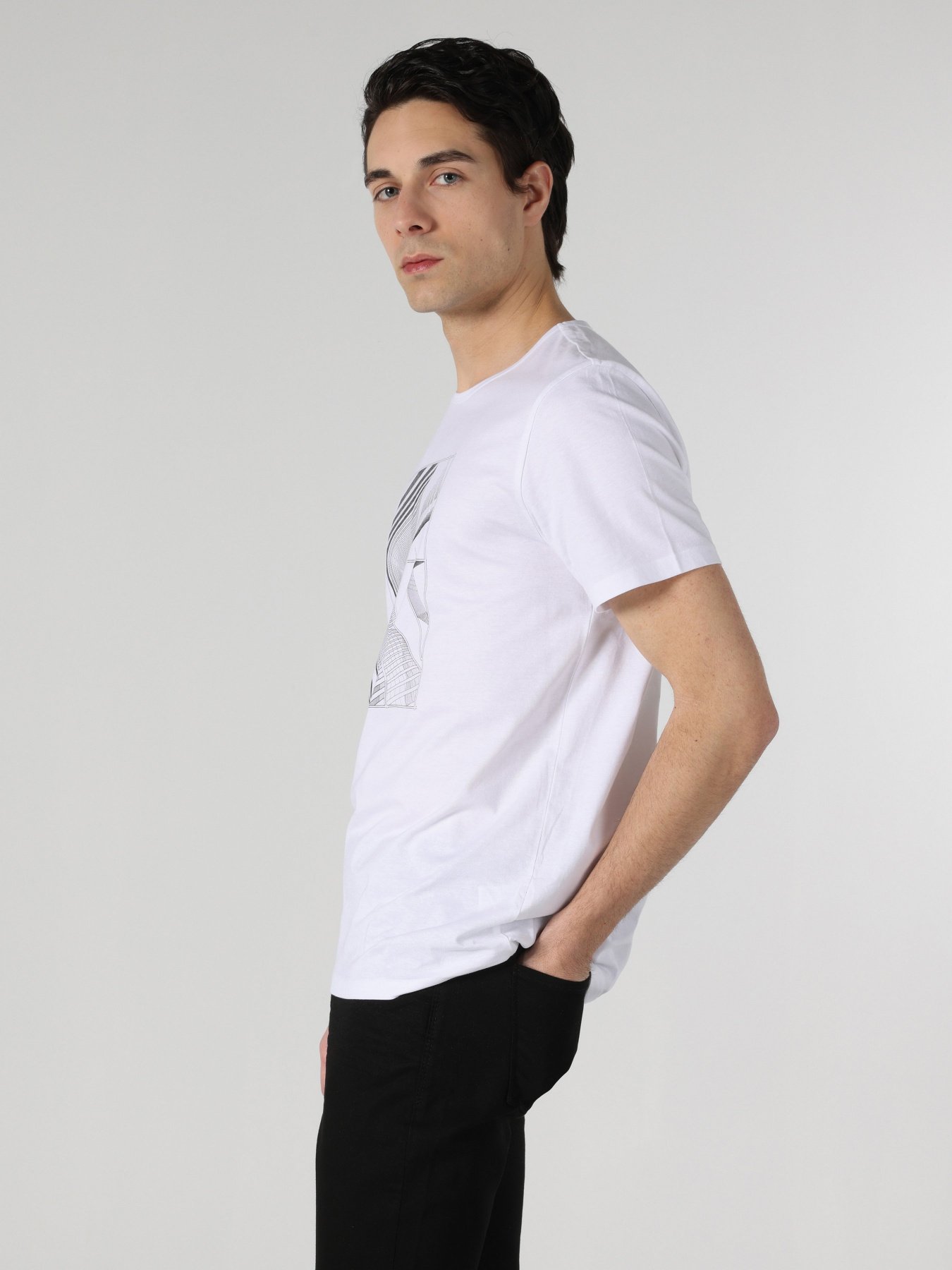 Футболка Colin’s модель CL1057076WHT Фото