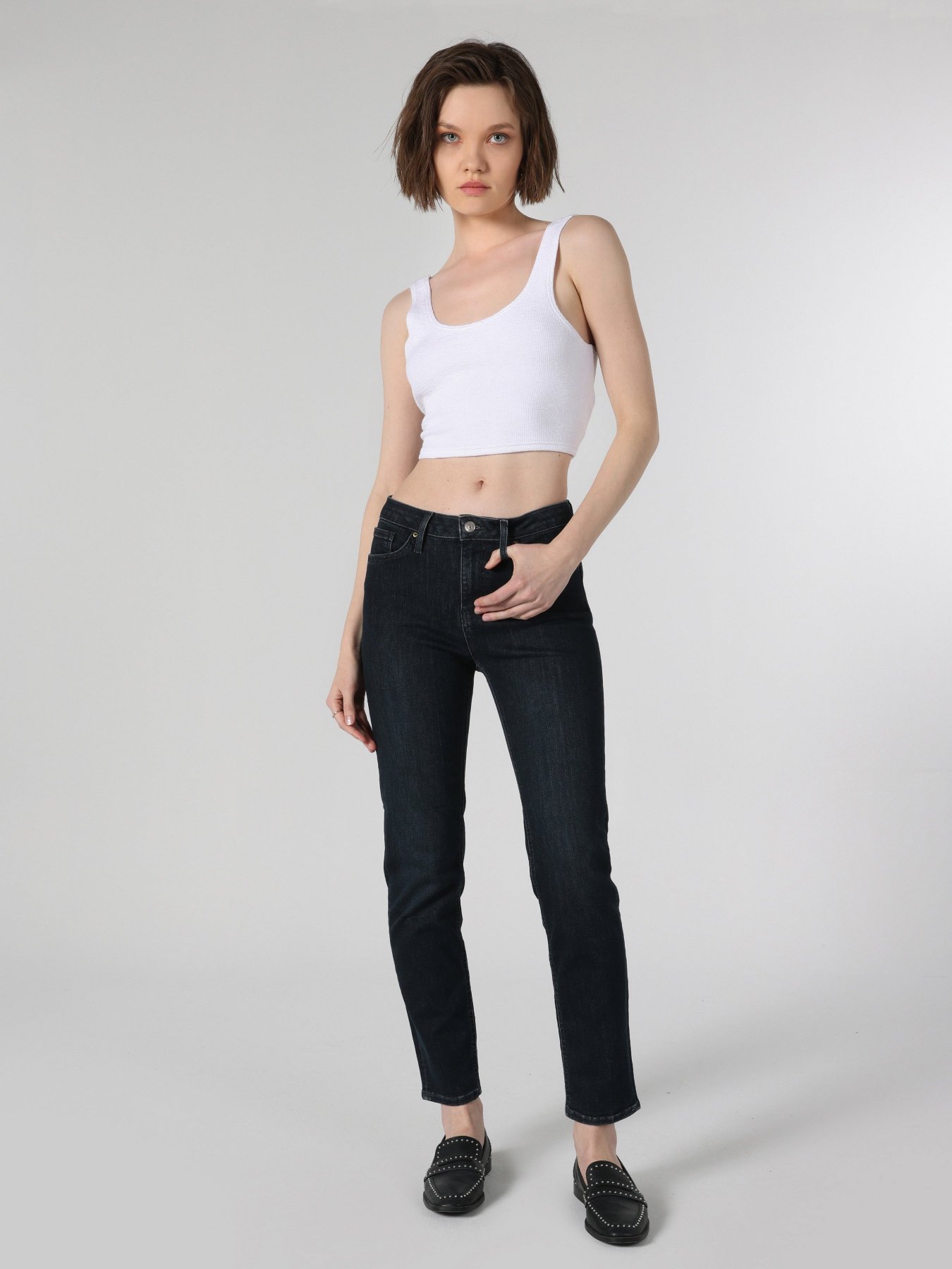 Завужені джинси Colin’s 703 Carla модель CL1062189DN42375 Завужені джинси Colin’s 703 Carla модель CL1062189DN42375 Фото