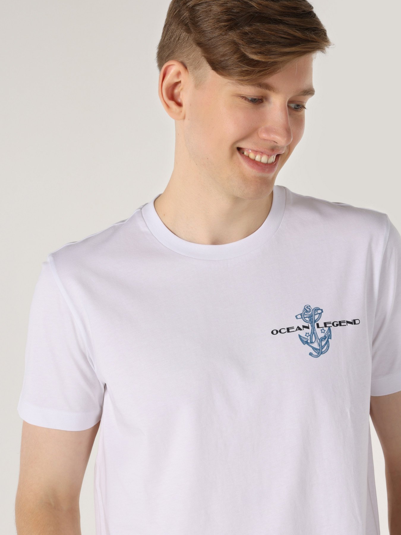 Футболка Colin’s модель CL1062657WHT Фото