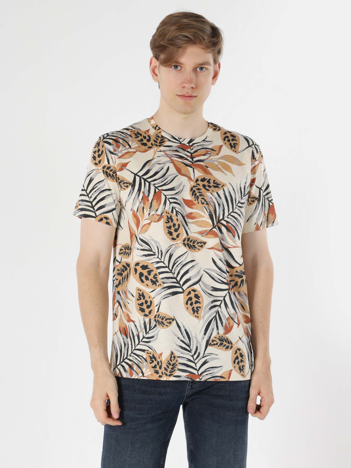 Футболка Colin’s модель CL1062684ECR Фото