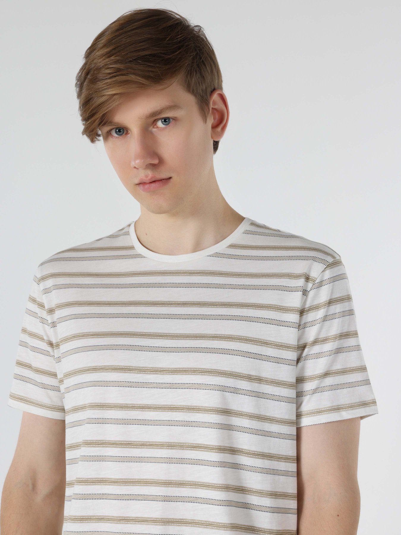 Футболка Colin’s модель CL1062739OFW Фото