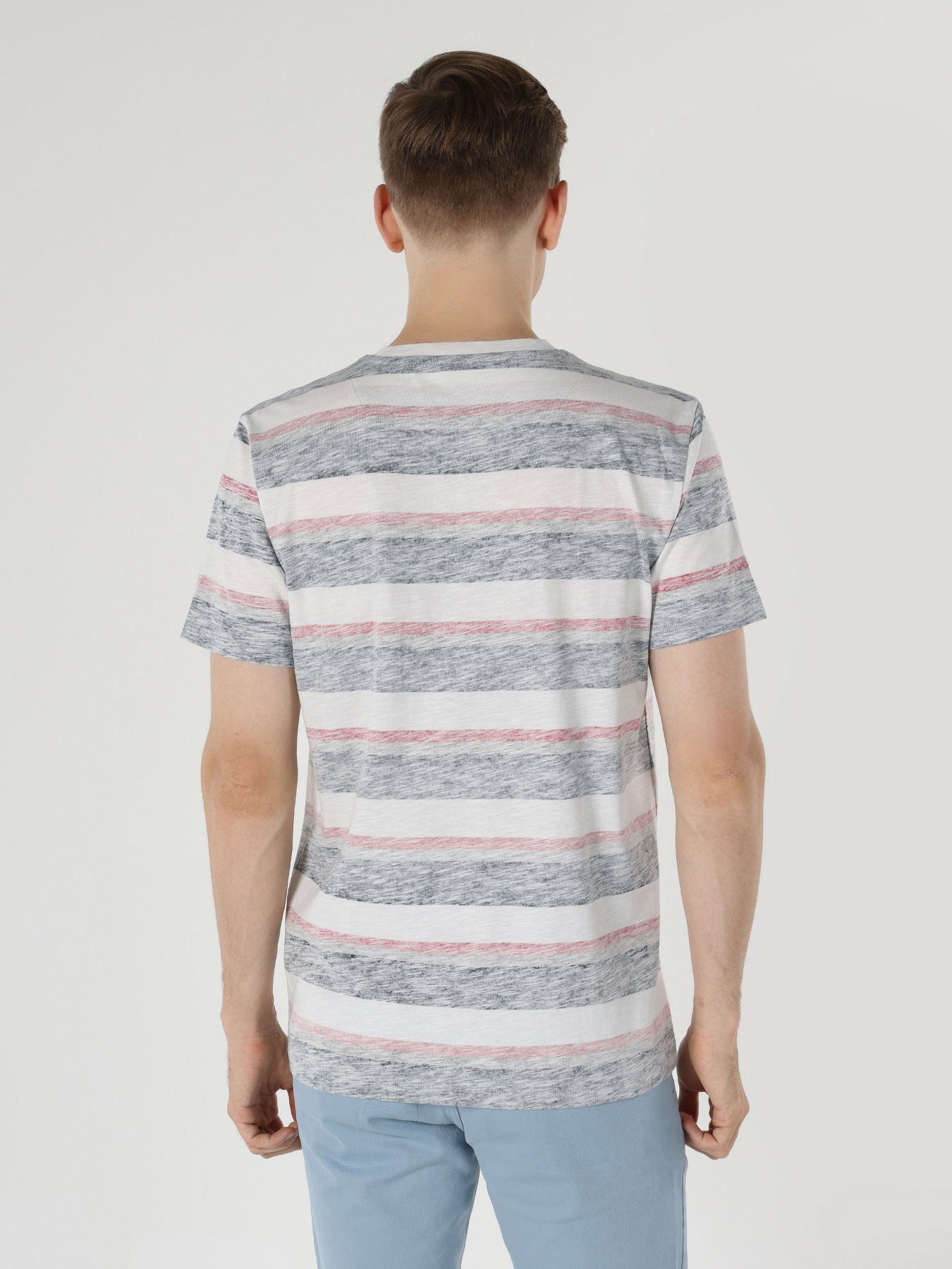 Футболка Colin’s модель CL1063112OFW Фото