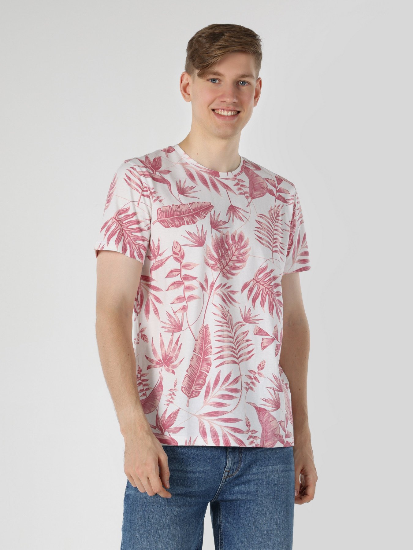 Футболка Colin’s модель CL1063114OFW Фото