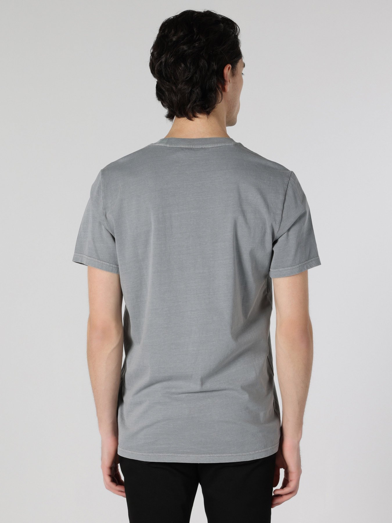 Футболка Colin’s модель CL1063159GRA Фото