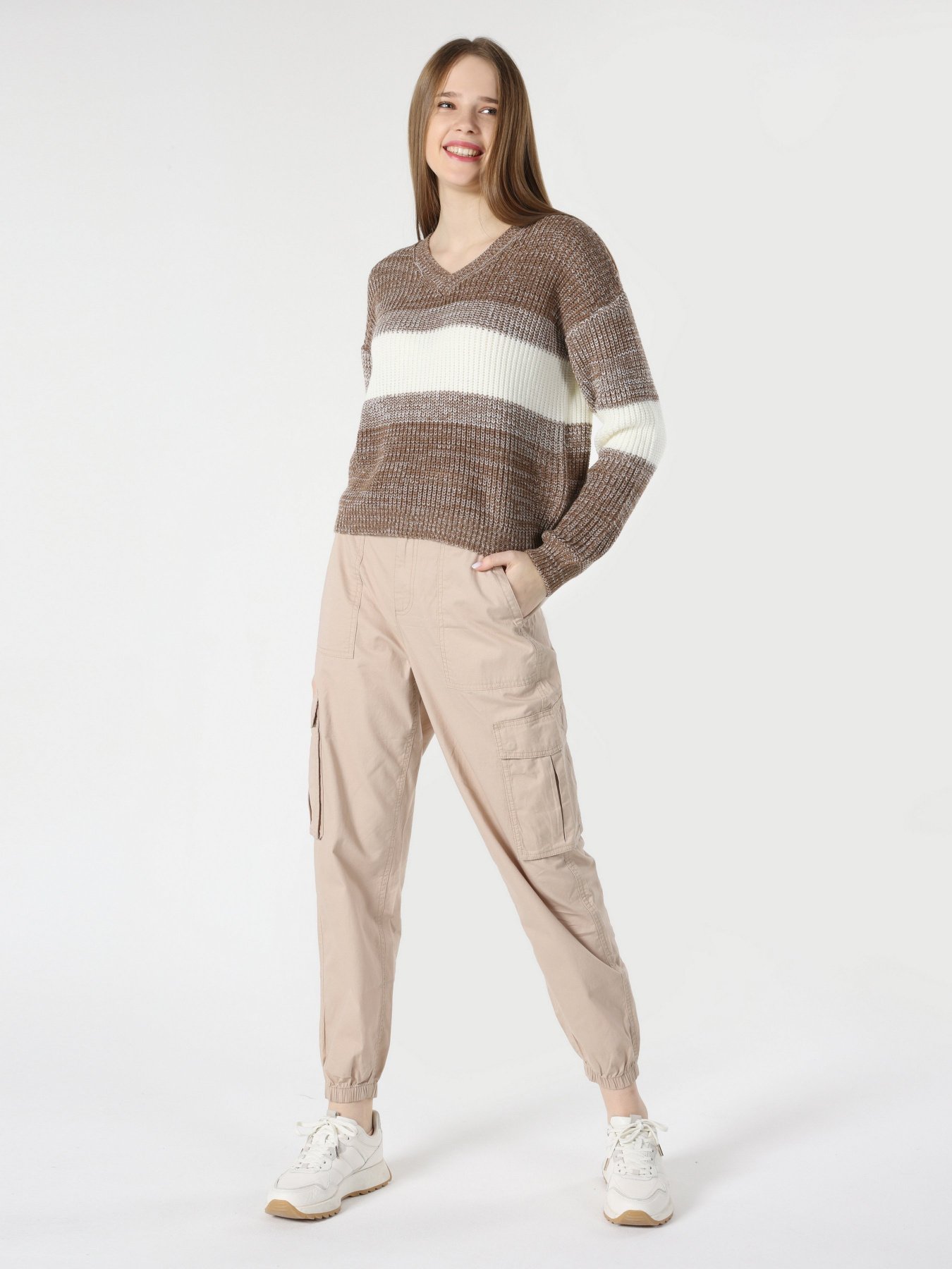 Джогери Colin’s модель CL1063165BEI Фото