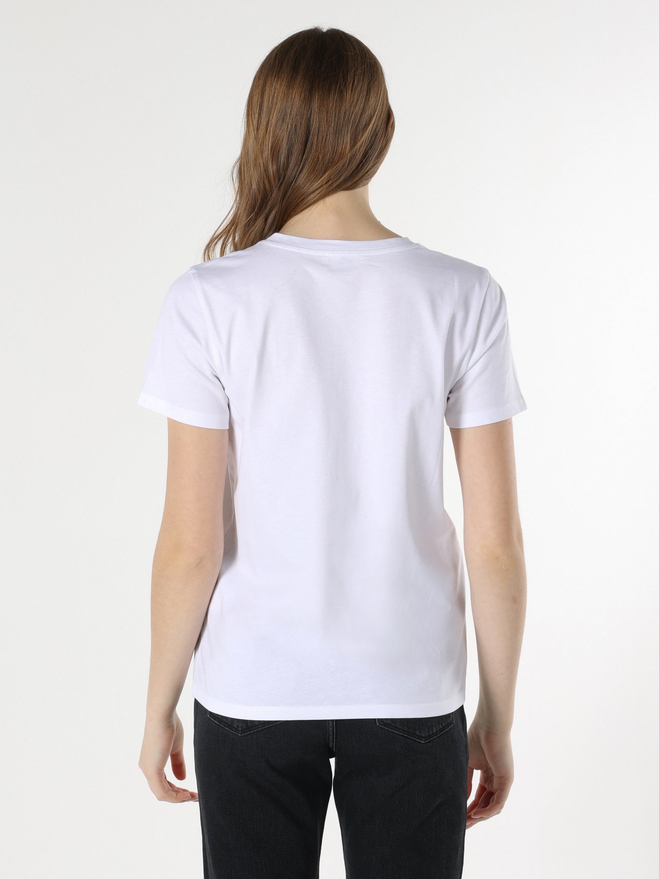 Футболка Colin’s модель CL1063315WHT Футболка Colin’s модель CL1063315WHT Фото