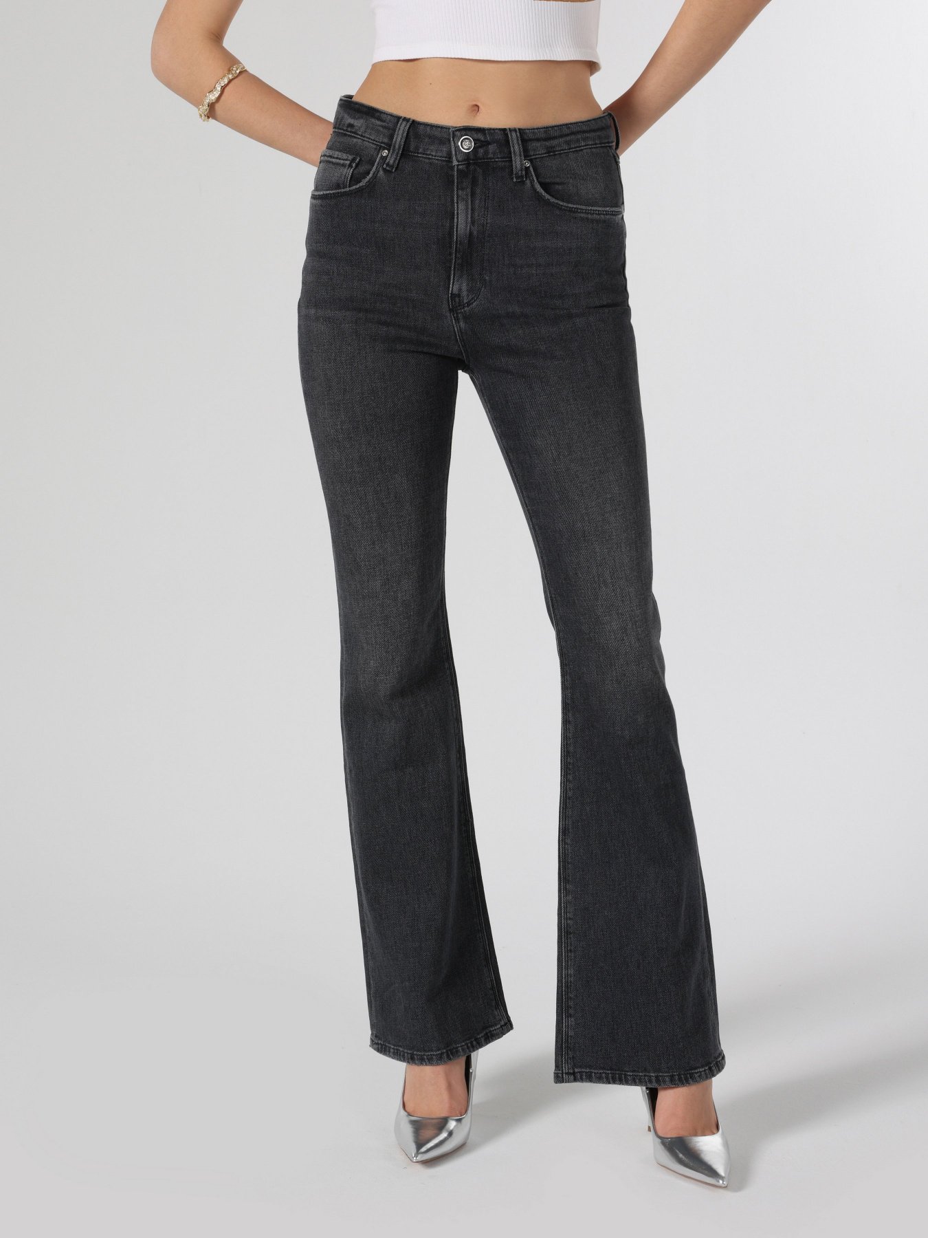 Расклешенные джинсы Colin’s 971 Mony модель CL1063571DN42521 Фото