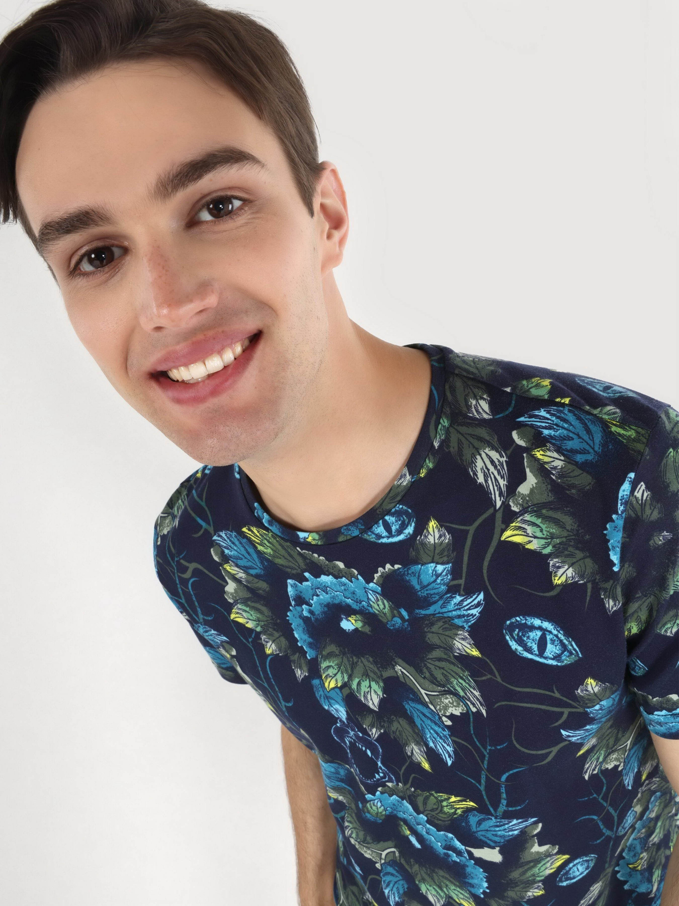 Футболка Colin’s модель CL1062677GRN Фото