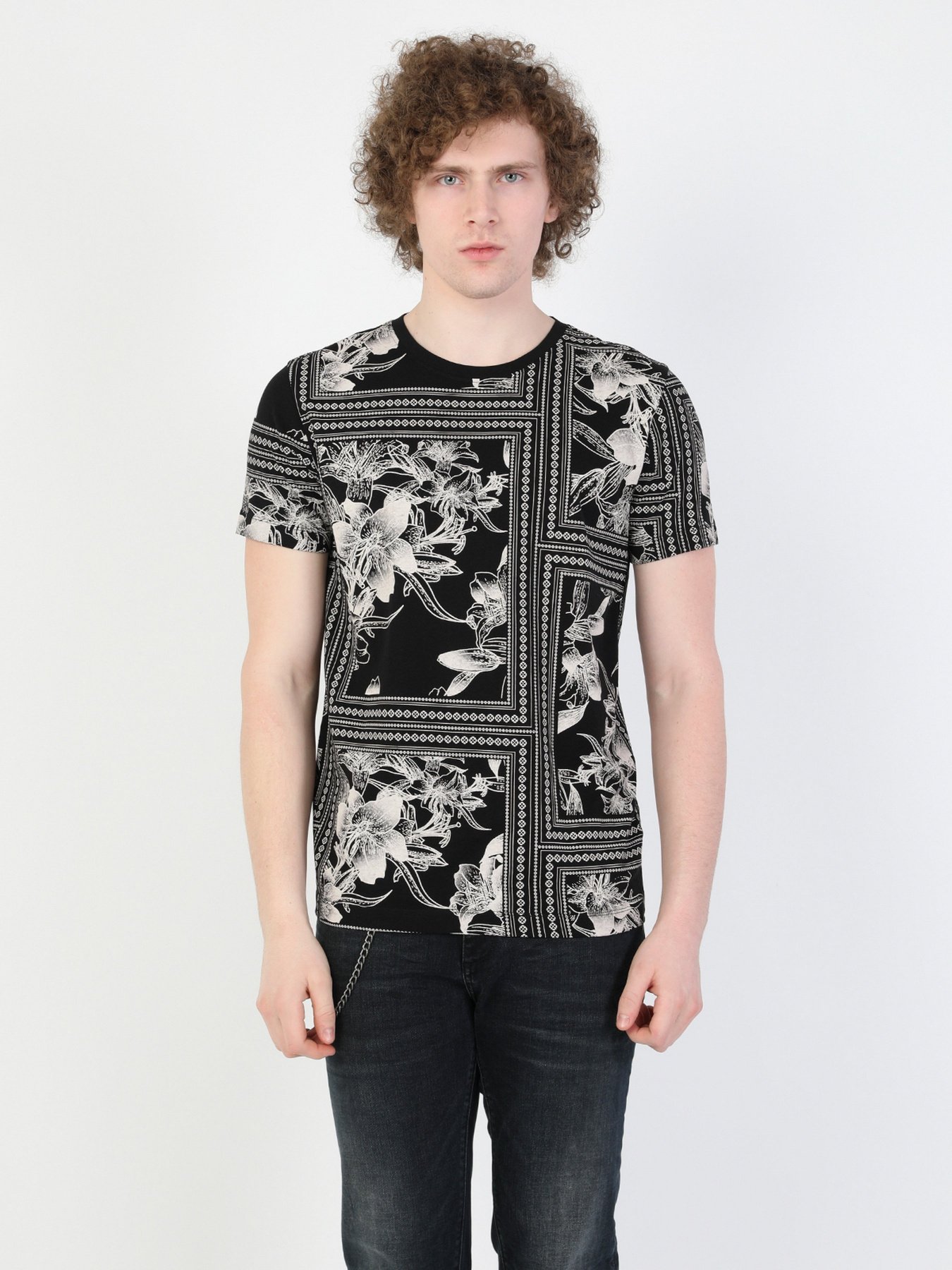 Футболки и поло Colin’s модель CL1046493BLK Фото