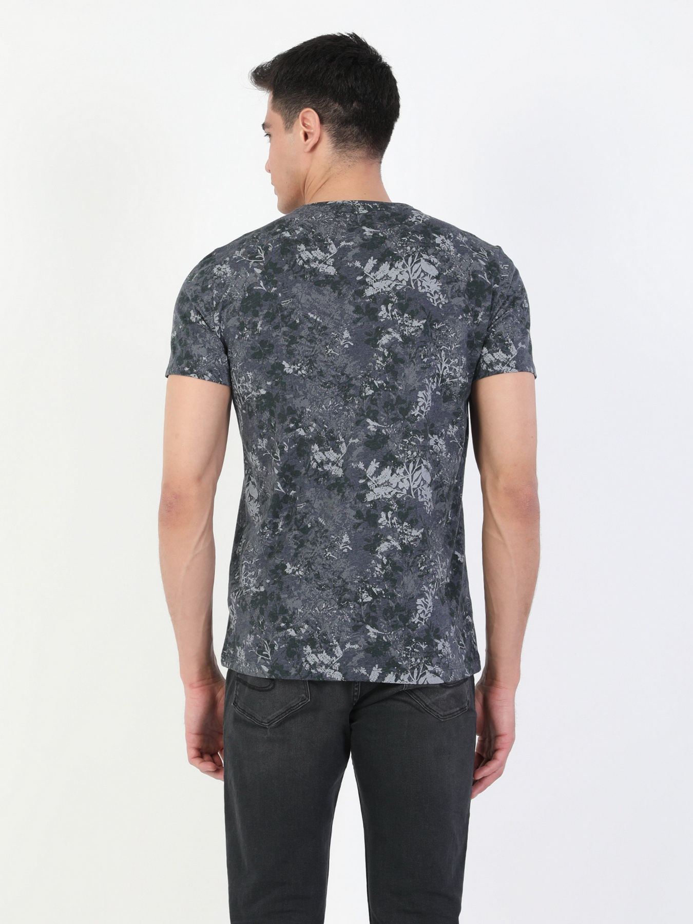 Футболки и поло Colin’s модель CL1046516MNV Фото