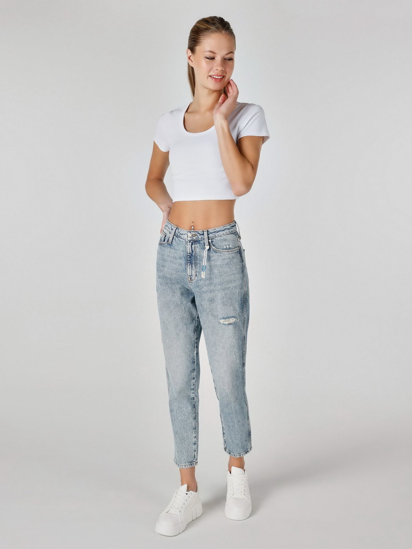 Прямые джинсы Colin’s 896 Maria модель CL1064320DN42670 Фото