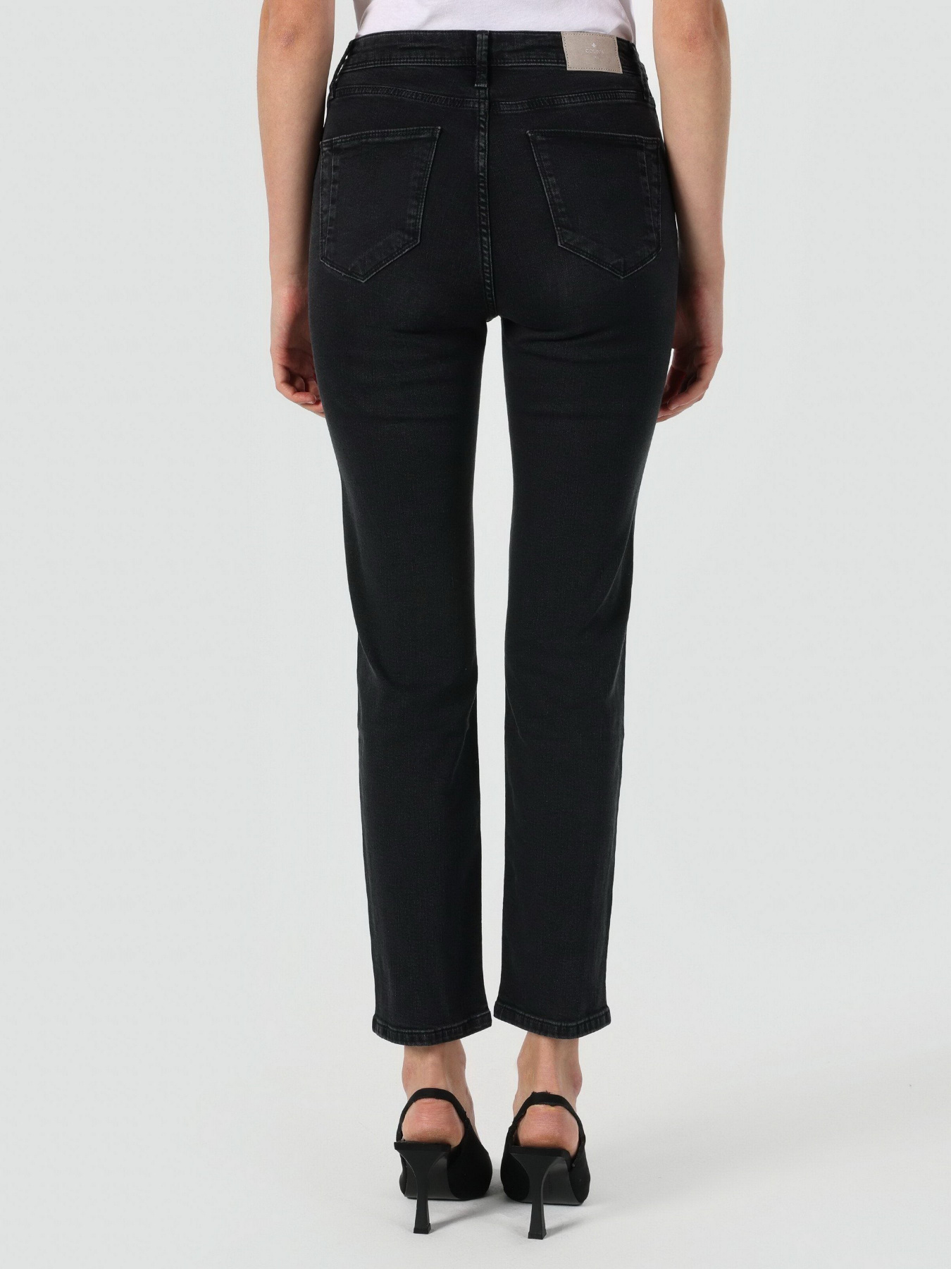 Зауженные джинсы Colin’s 703 Carla модель CL1064386DN05444 Фото