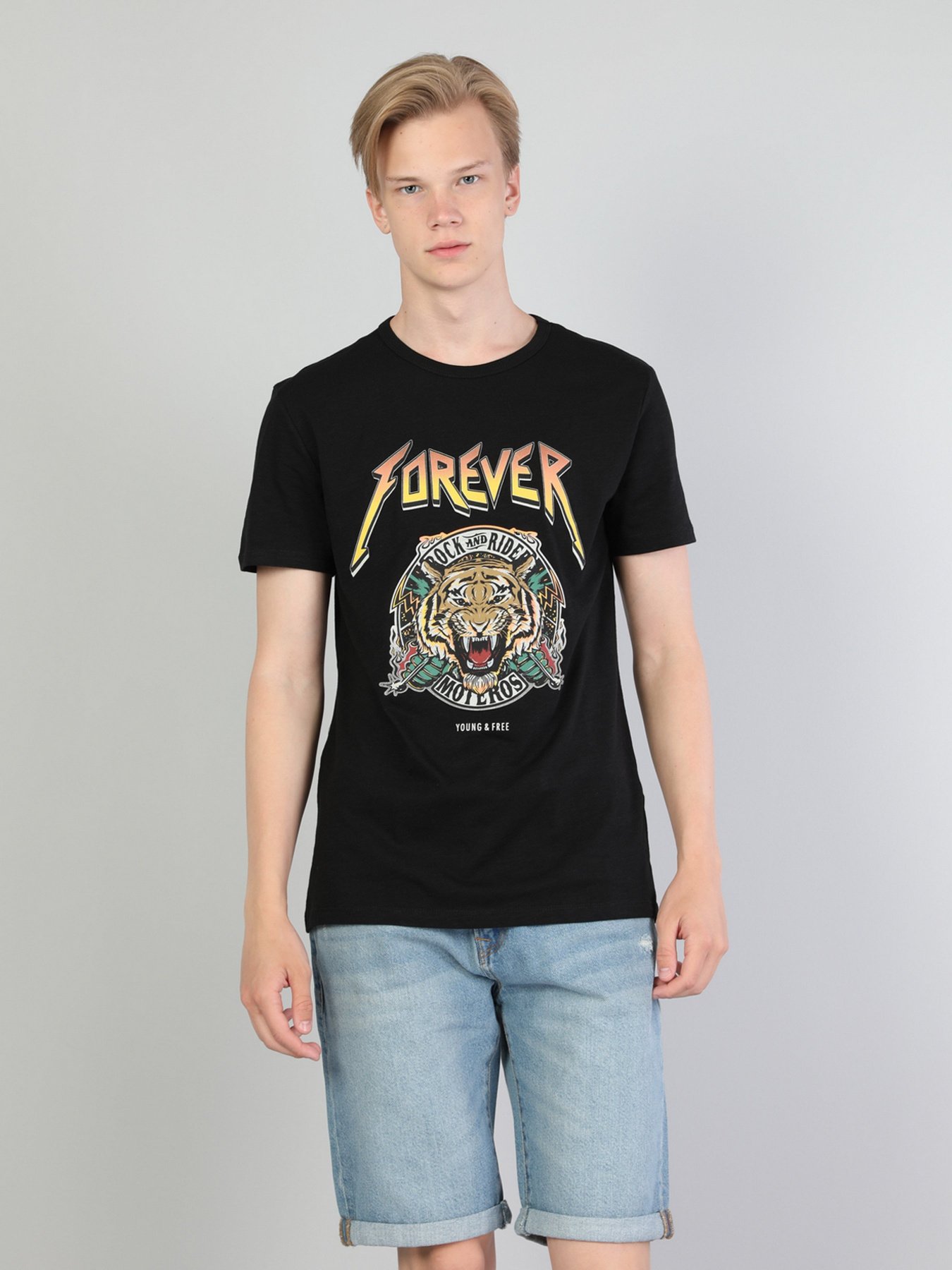 Футболки и поло Colin’s модель CL1046849BLK Фото