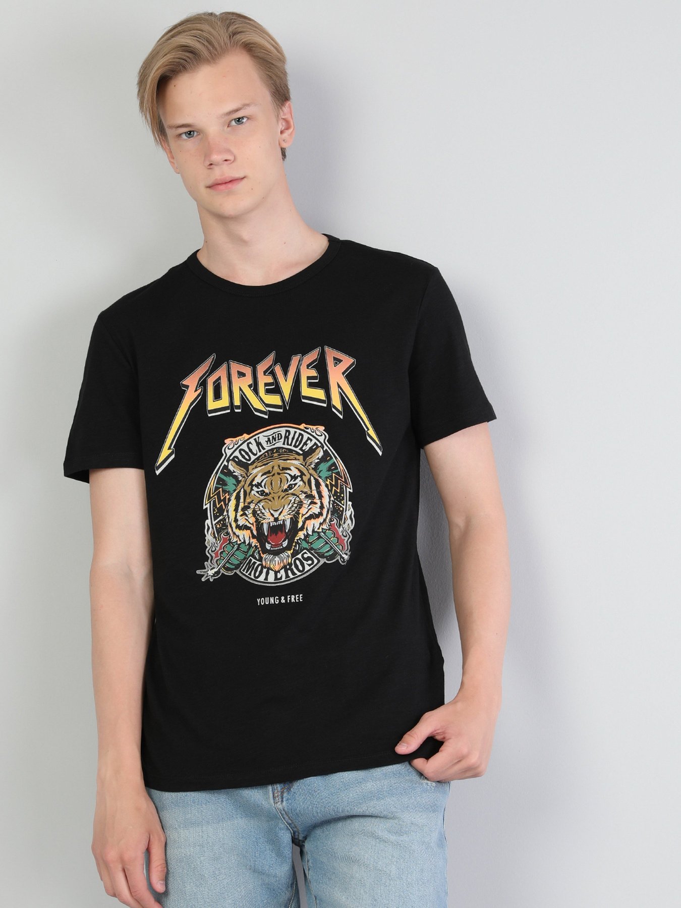 Футболки и поло Colin’s модель CL1046849BLK Фото