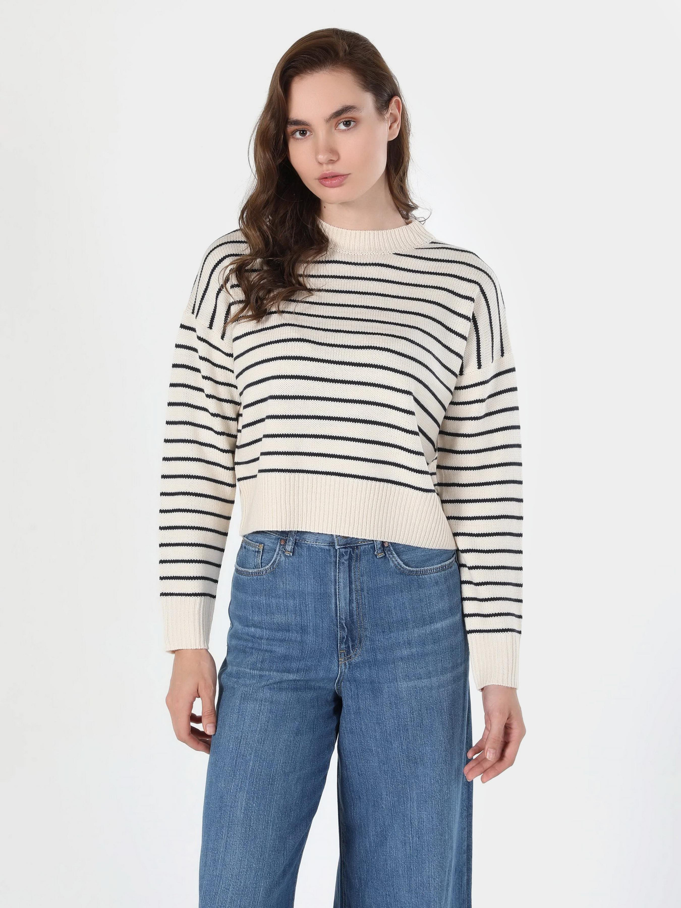 Colin’s CL1060696ECR модель CL1060696ECR Colin’s CL1060696ECR модель CL1060696ECR Фото