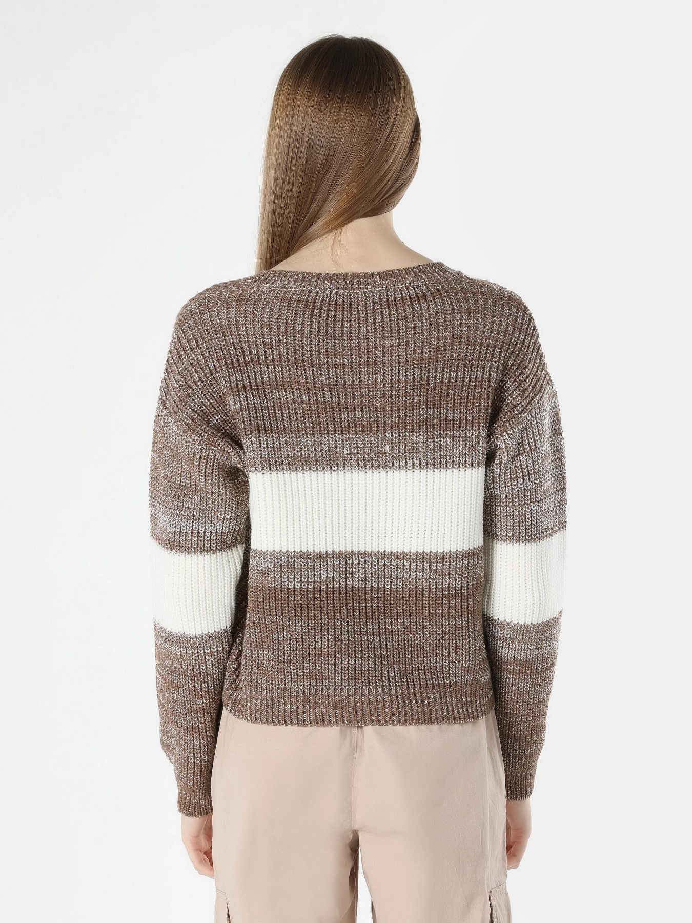 Джемпер Colin’s модель CL1062232BEI Фото